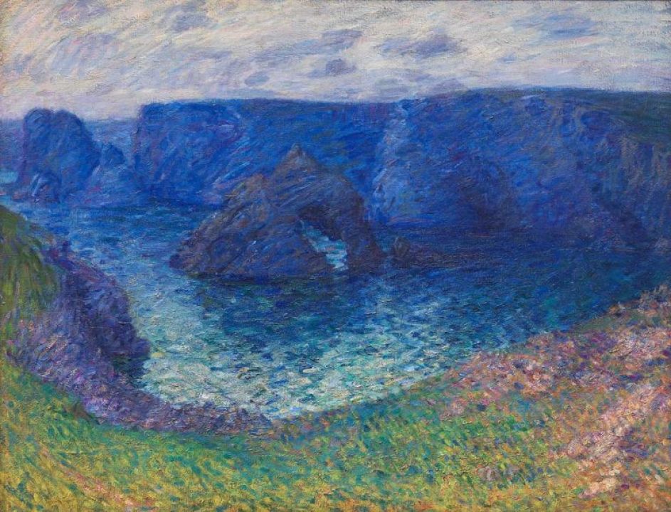 How did Van Gogh help Gauguin to sell his paintings?