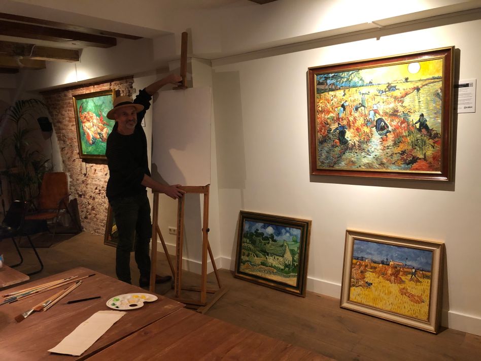 Van Gogh Studio showroom in Amsterdam